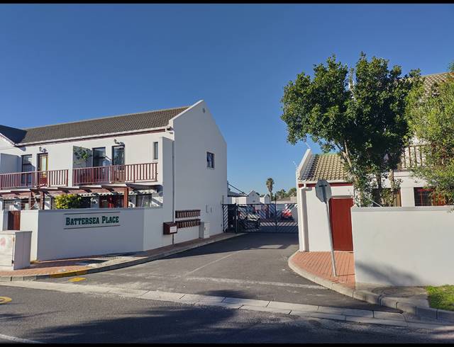 2 BEDROOM TOWNHOUSE FOR SALE IN PARKLANDS